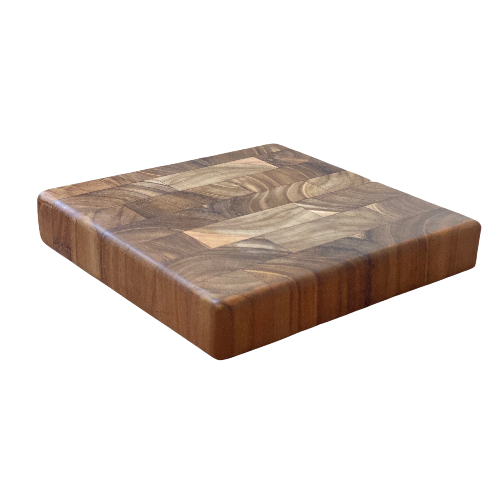Teak Grain Chopping Block.