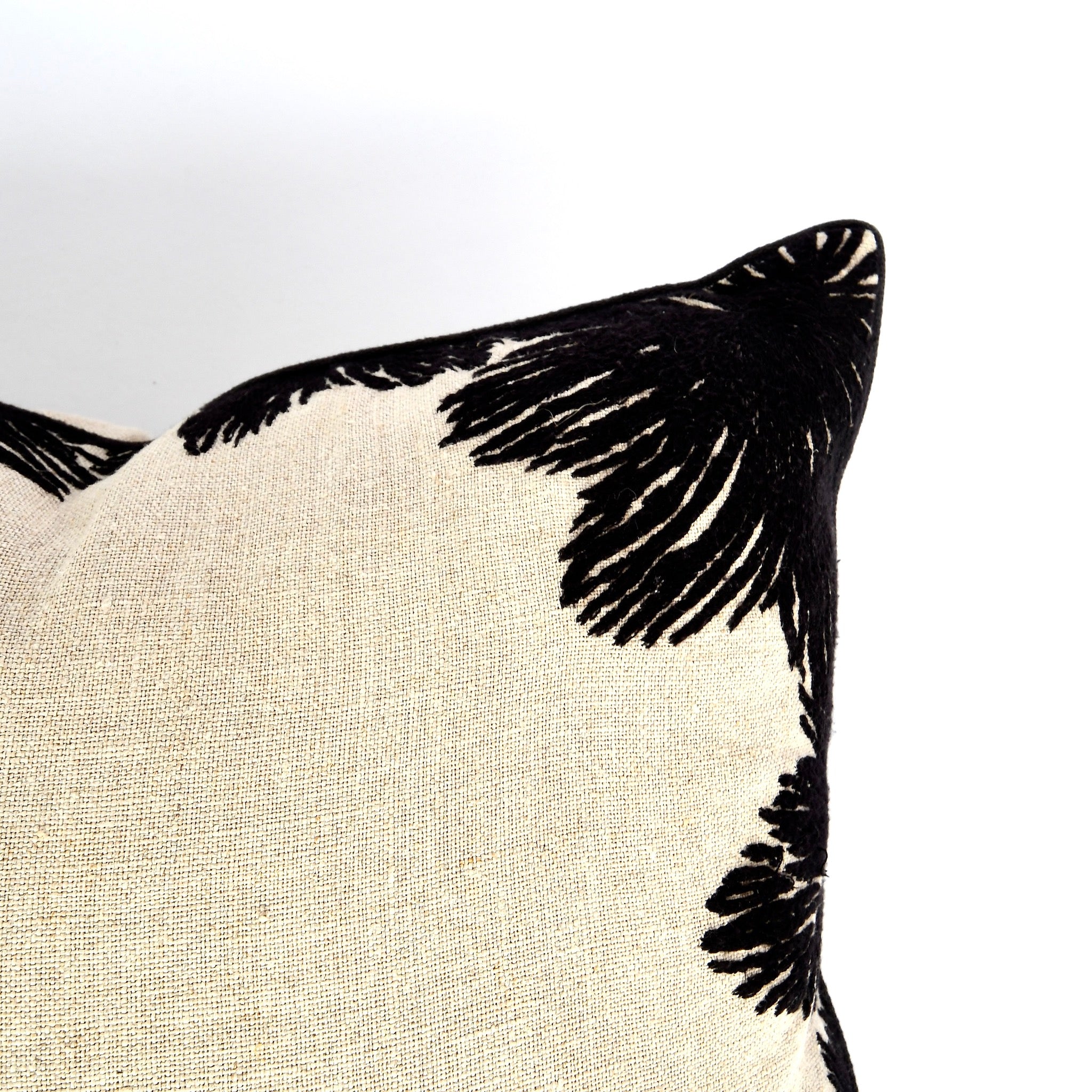 Elitis Marie Louise Pillow.