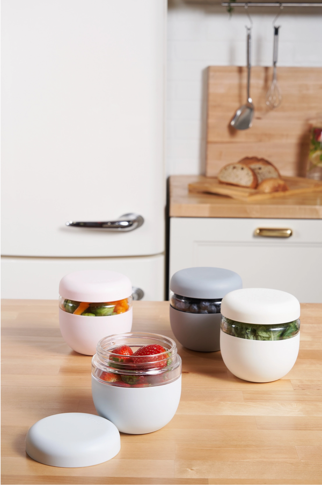 w&p glass seal tight to-go & storage bowl, blush.