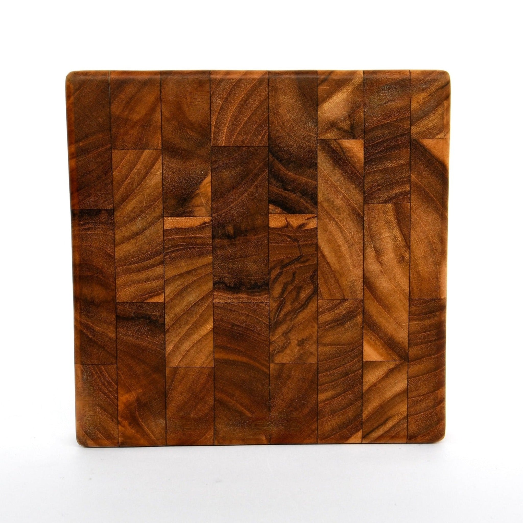Teak Grain Chopping Block.