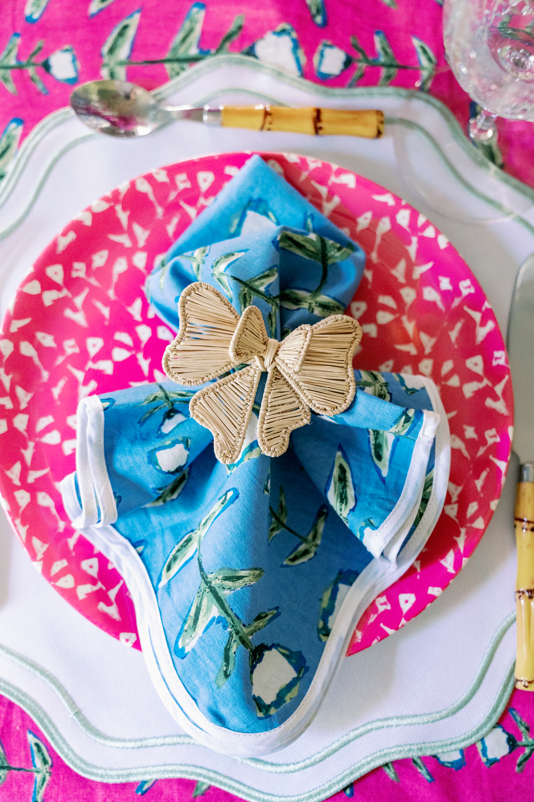 Scalloped Cotton Napkin Set of 4 Blue Tulip Modafleur (Hunter Blake X Erin Donahue Tice) - Shoppe Details and Design