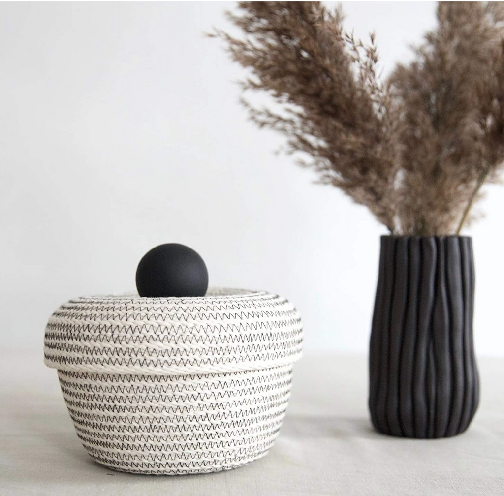 Handmade Medium Knob 6-inch Woven Storage Basket with Lid