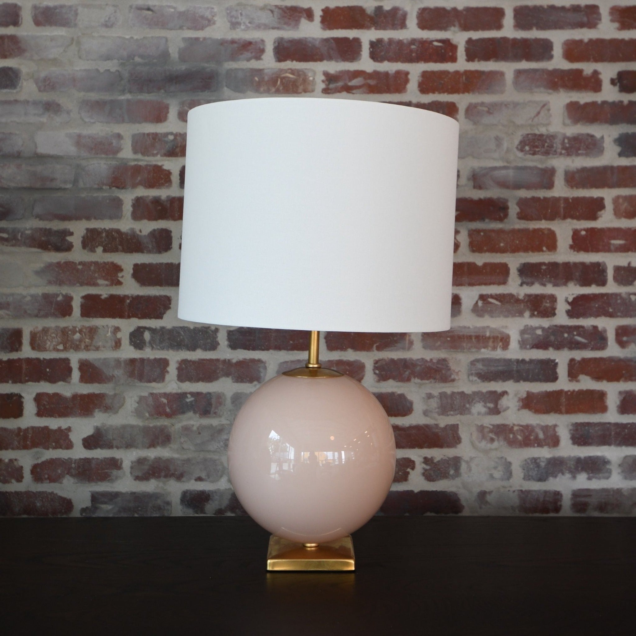 Elsie Light Pink and Brass Table Lamp – Chic feminine lighting