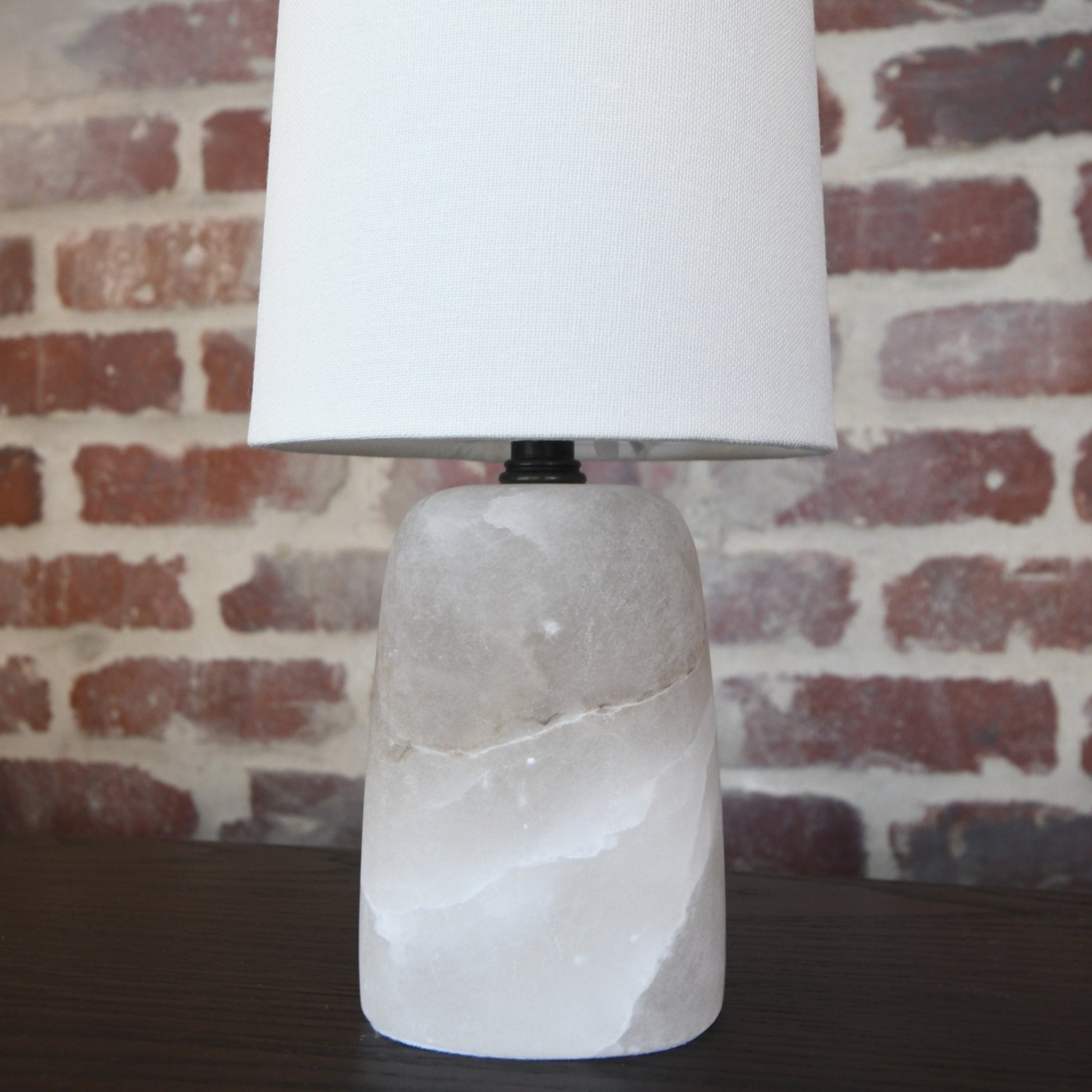 Sophisticated Alabaster Jinny Medium Table Lamp – Luxurious lighting fixture