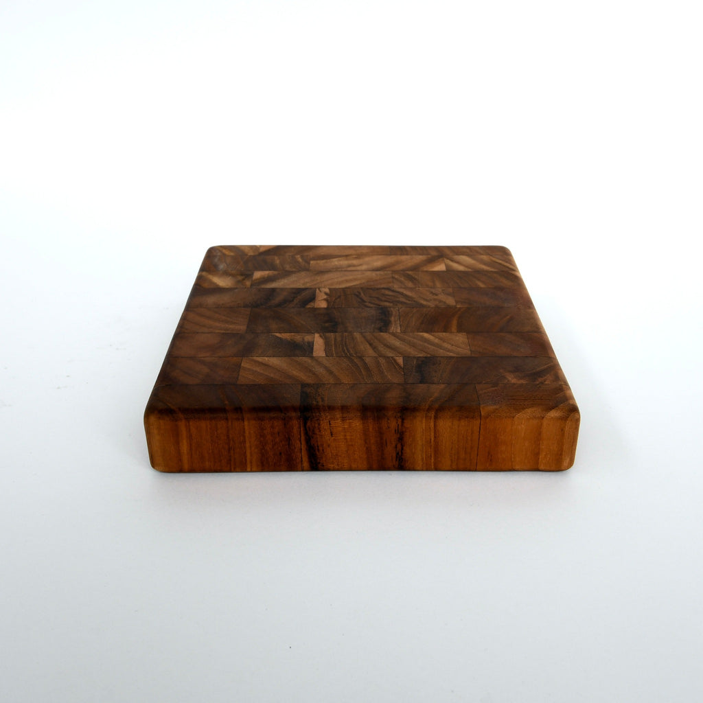 Teak Grain Chopping Block - Shoppe Details and Design