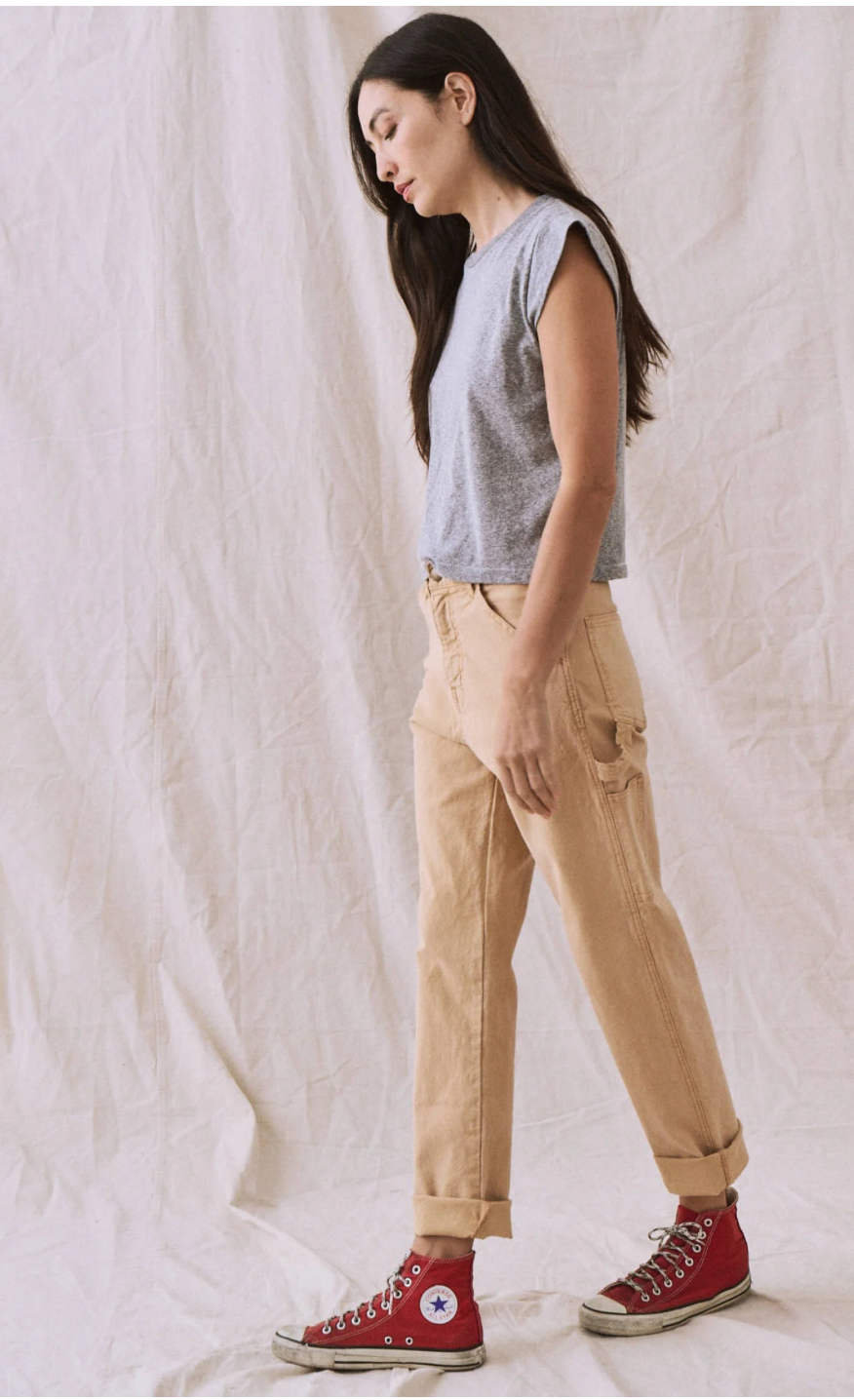 the great peak shoulder tee in heather grey.