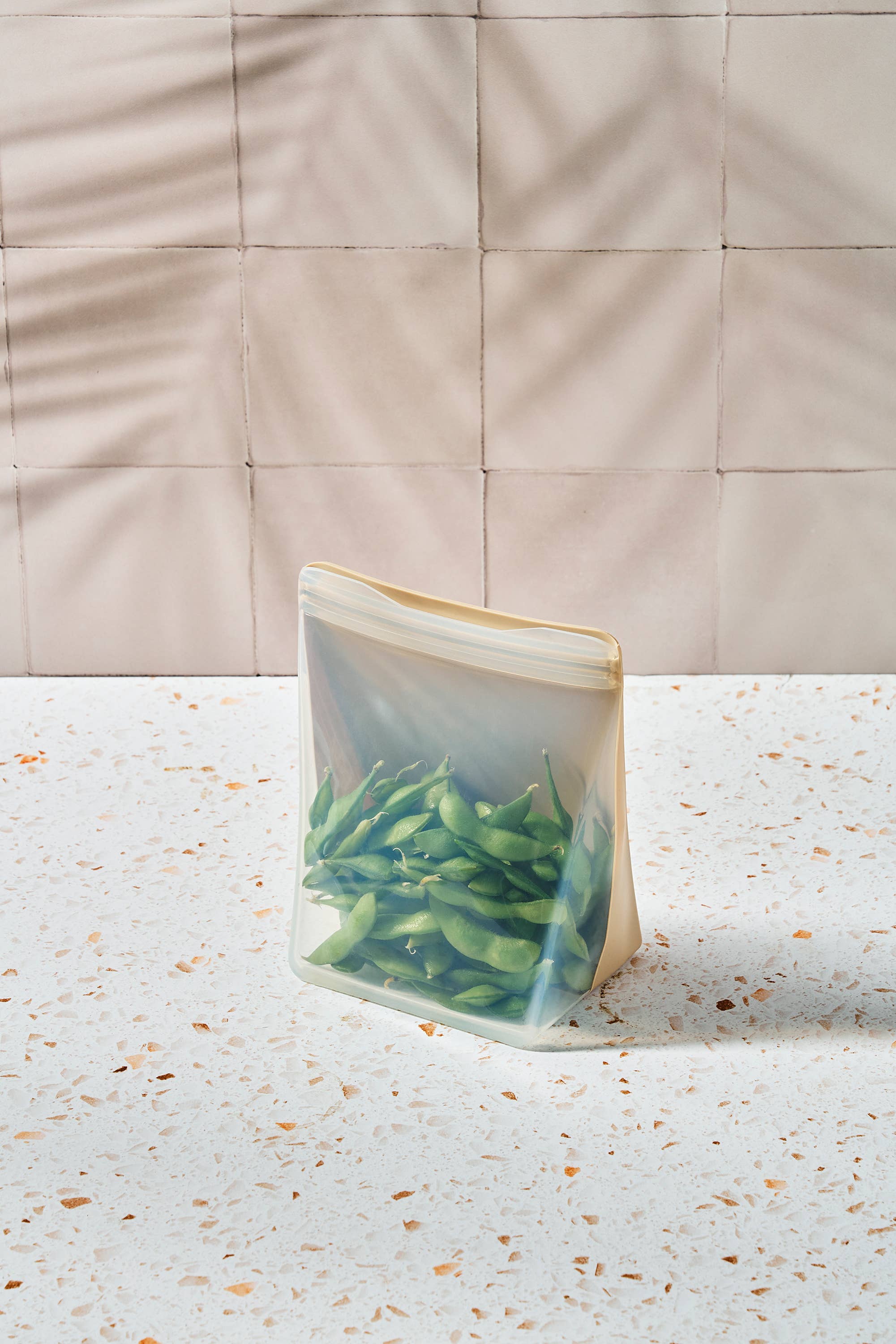 w&p reusable silicone bags - stand up.