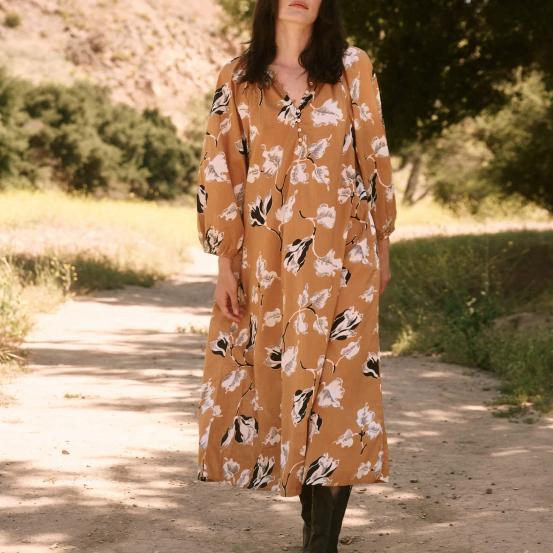 the great derby dress with braided belt in amber antique floral 2